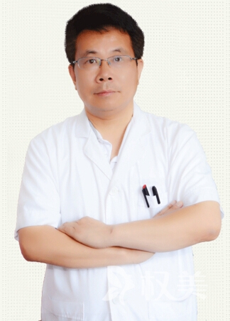 卢九宁 上海市安达丽质整形科主任医师