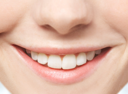 沈阳牙齿整形哪家好 冷光美白牙齿副作用有哪些